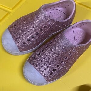 Native Glittery Pink Kids Sneakers toddler 8